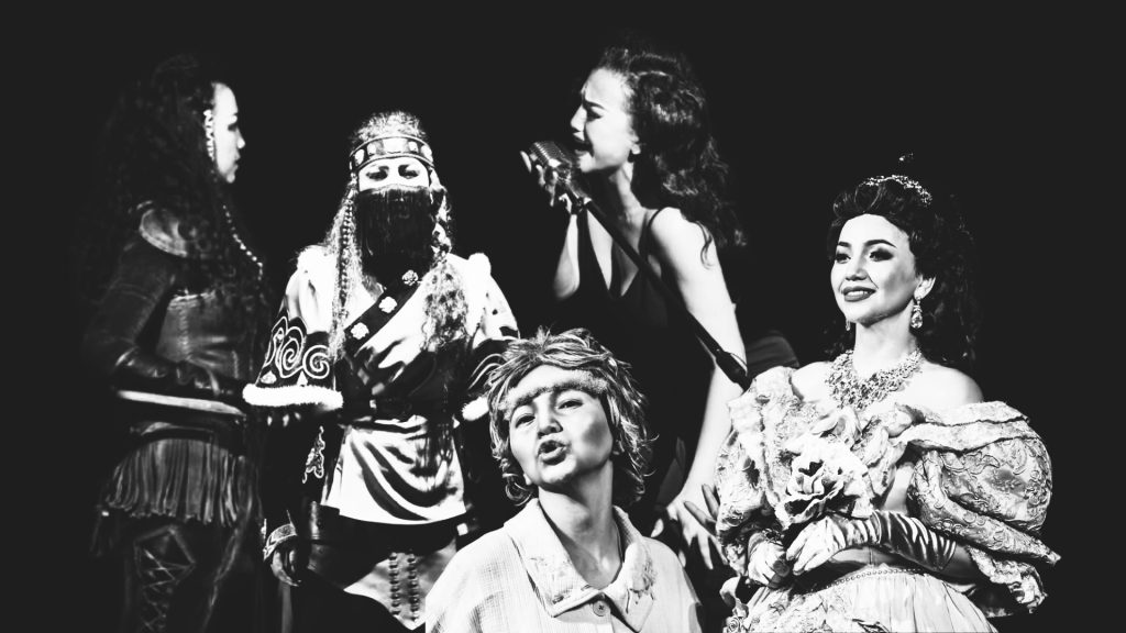 Жүжигчин М.Тогтохжаргал “Хөдөлмөрийн гавьяаны улаан тугийн одон”-гоор шагнуулна