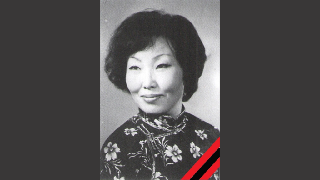 Монгол Улсын Гавьяат жүжигчин, дуурийн нэрт дуучин Жамъянгийн Цэцгээ (1945-2025)