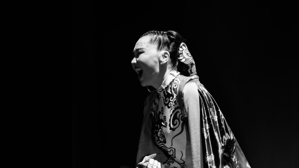 ФОТО: “Тамгагүй төр” жүжгийн Цэцэр хатны зургаас