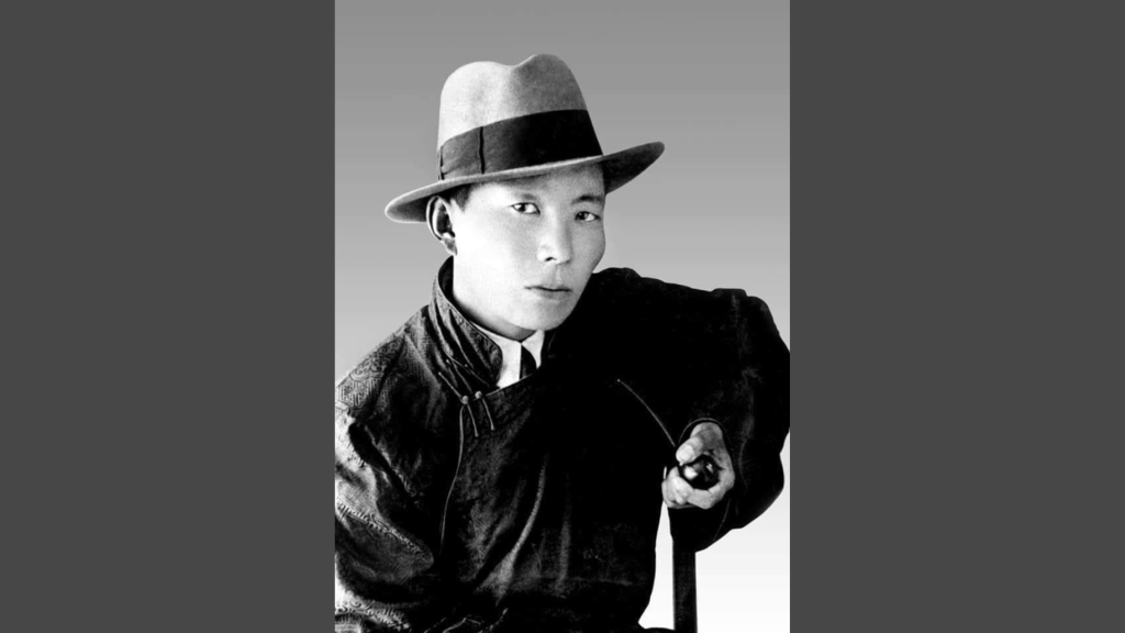 Д.Нацагдоржийн нэрэмжит шагналд нэр дэвших бүтээлүүдийн материалыг авч эхэллээ