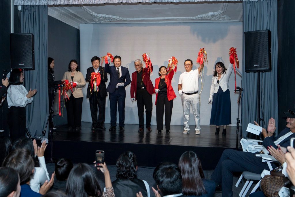 УДЭТ Г.Доржсамбуугийн нэрэмжит ажлын байранд суурилсан “Жүжигчний ангийн хөтөлбөр”-ийг хэрэгжүүлж эхэллээ