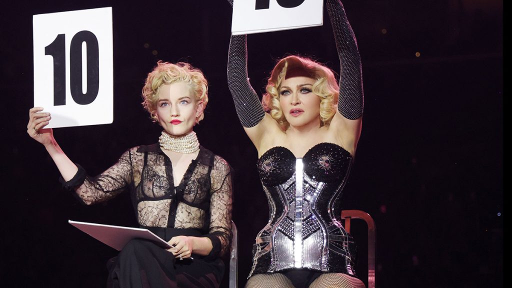 Дуучин Мадоннагийн амьдралаас сэдэвлэсэн кинонд Жулиа Гарнер тоглохоор болжээ