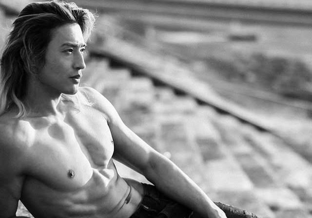 “Цус сорогч ханхүү” Э.Лхагва-Очир