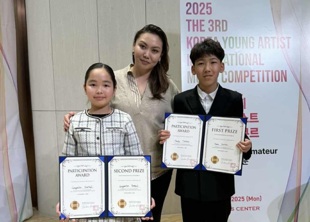 Монголын сурагчид олон улсын уралдаанд амжилттай оролцжээ