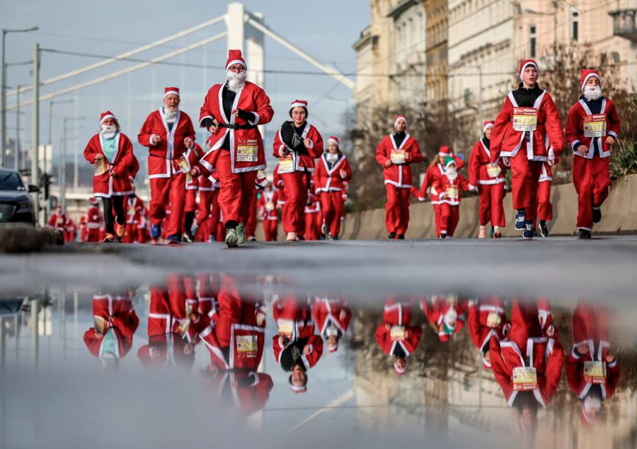 Сантагийн гүйлтэд 4500 орчим хүн оролцжээ