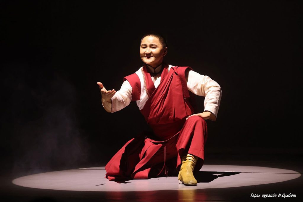 М.Дэлгэрсайхан: Дилав хутагтын дүрийг бахархаж, хайрлаж бүтээсэн