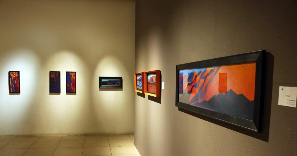 “Nature’s Charisma” бие даасан үзэсгэлэнг нээлээ