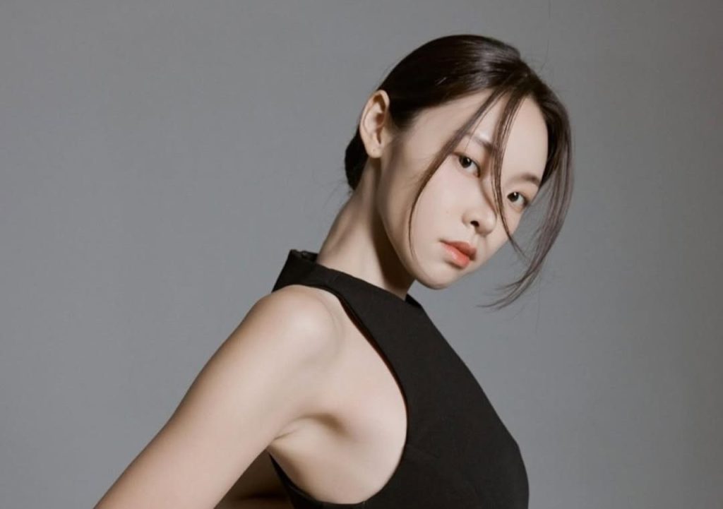 “Single’s inferno” шоуны үзэгчдийн сонирхлыг хамгийн их татаж буй оролцогчоор Чой Мина Сю тодорчээ