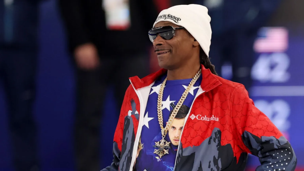 Snoop Dogg-ийн өвлийн олимп дахь загварлаг, дэгжин хувцаслалтууд