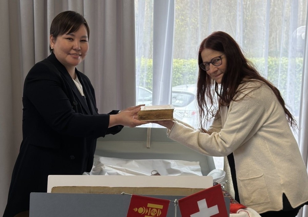 Түүх, соёлын үнэт өвд хамаарах эртний ховор бичвэрүүдийг эх орондоо буцаахаар болжээ