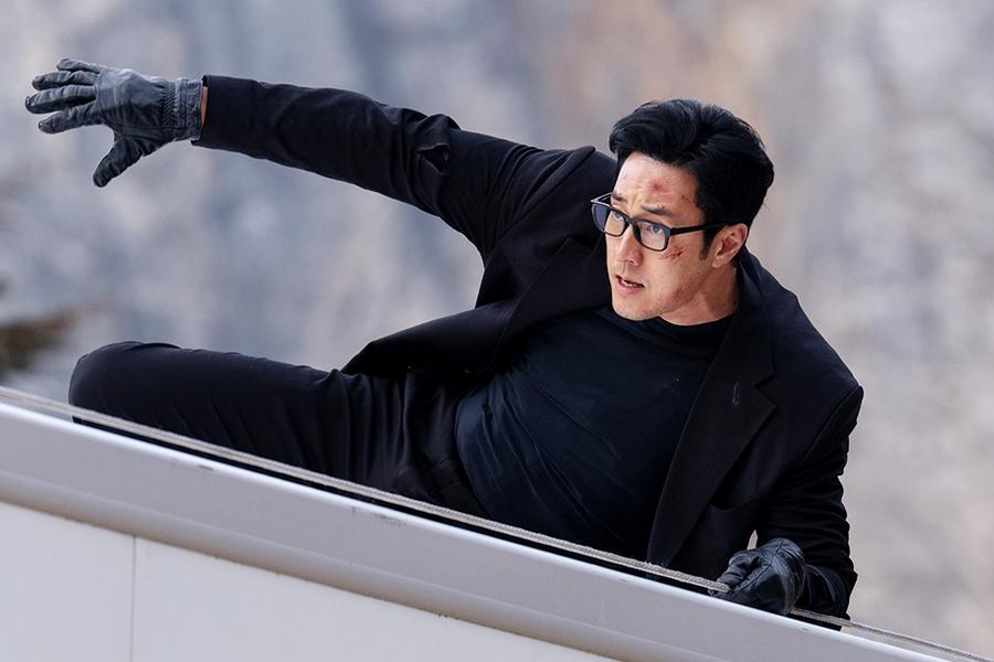 “Agent Kim Reactivated” цуврал “Netflix”-ийн жагсаалтыг тэргүүлсээр байна