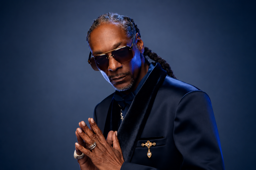 Snoop Dogg-ийн амьдралын түүх кино болж дэлгэцнээ амилна
