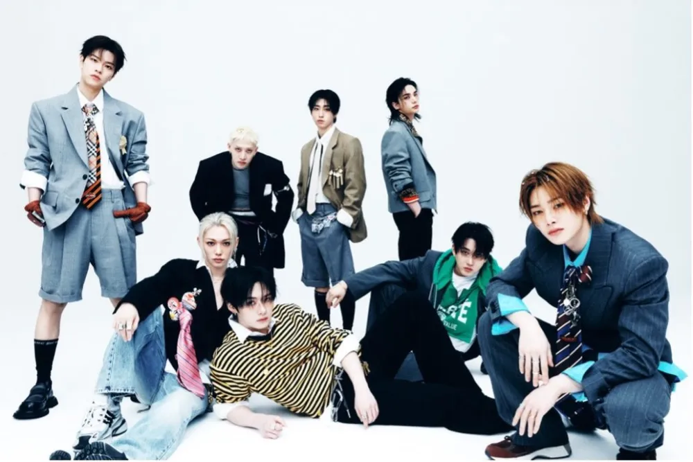 “Stray Kids” хамтлаг шинэ цомгоороо “Billboard 200”-г тэргүүлж, дахин шинэ амжилт тогтоолоо