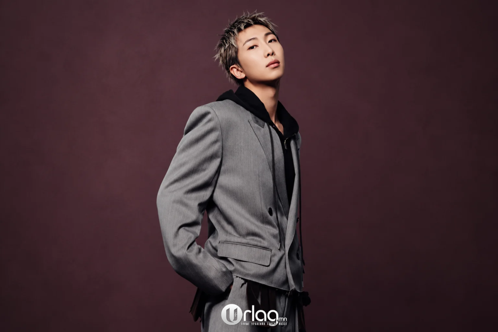 BTS-ийн RM үзэсгэлэнгээ дэлгэнэ