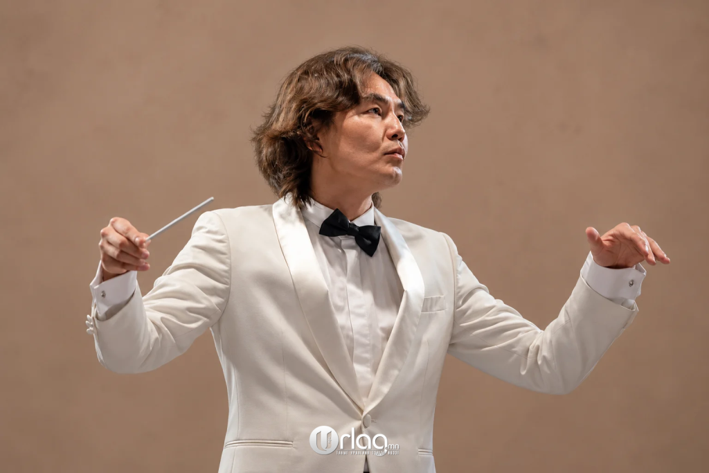 Улсын филармонийн “Best of Overture” концертыг удирдаач Б.Анар “дохино”